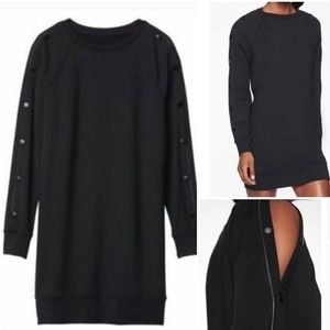 Athleta Snappy black sweatshirt dress
